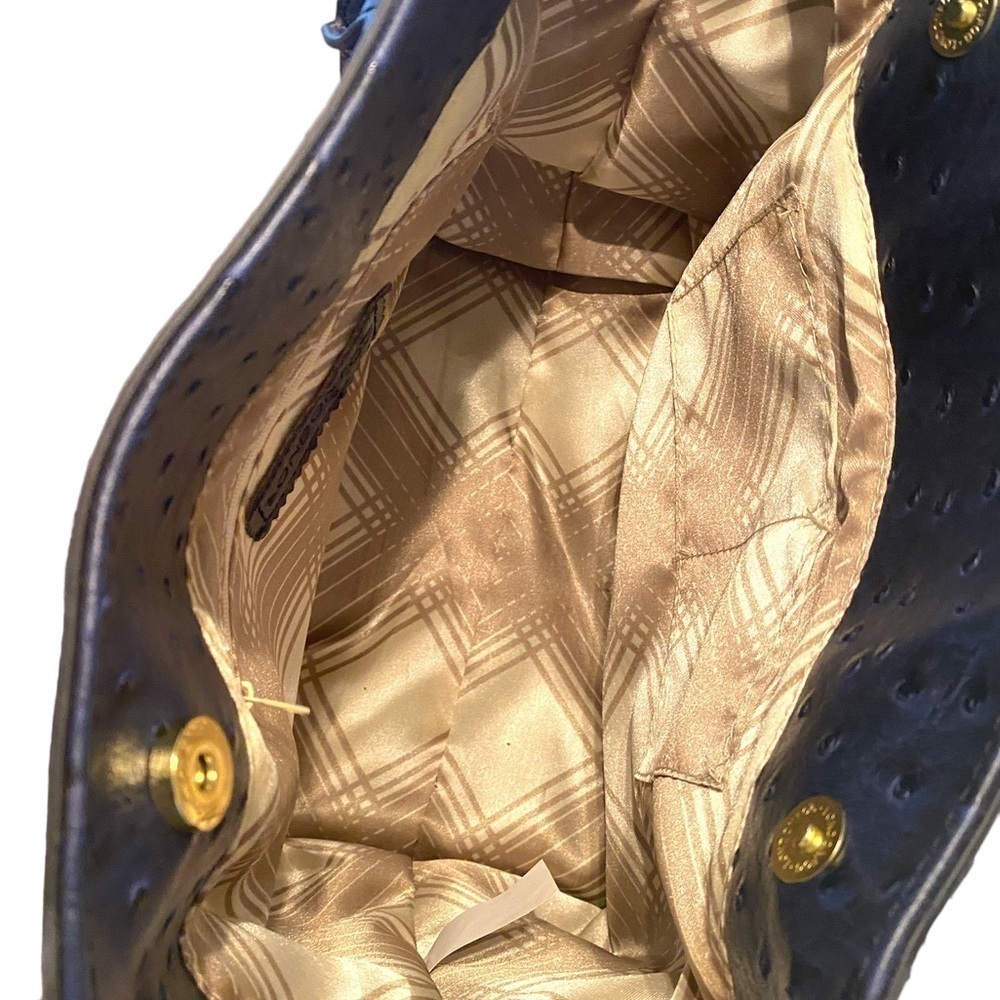 Blue Ostrich Pebbled Faux Leather Shoulder Bag with Gold Hardware - Picture 9 of 10